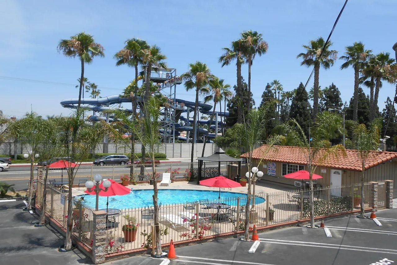 בואנה פארק Best Inn & Suites מראה חיצוני תמונה