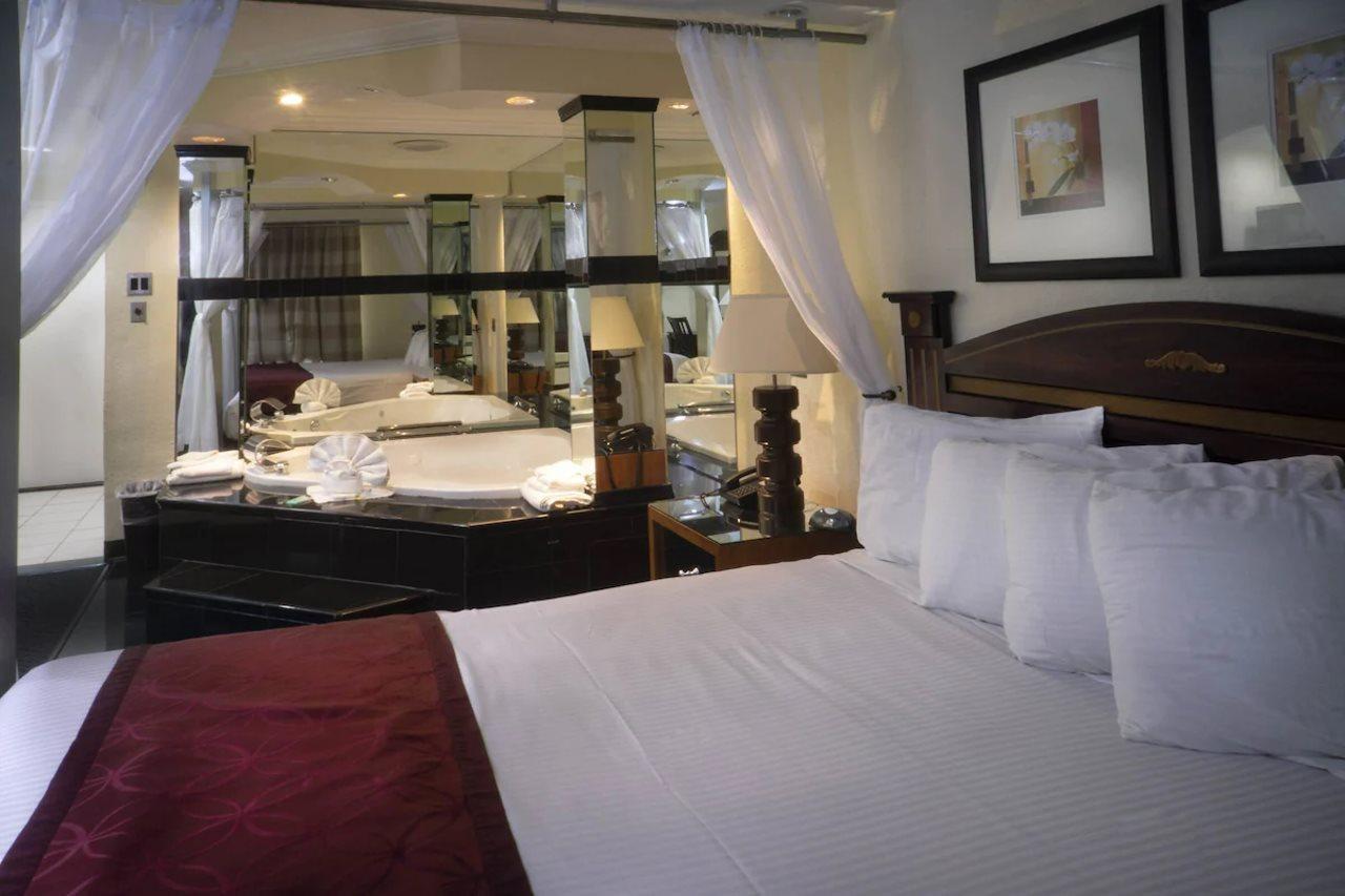 בואנה פארק Best Inn & Suites מראה חיצוני תמונה