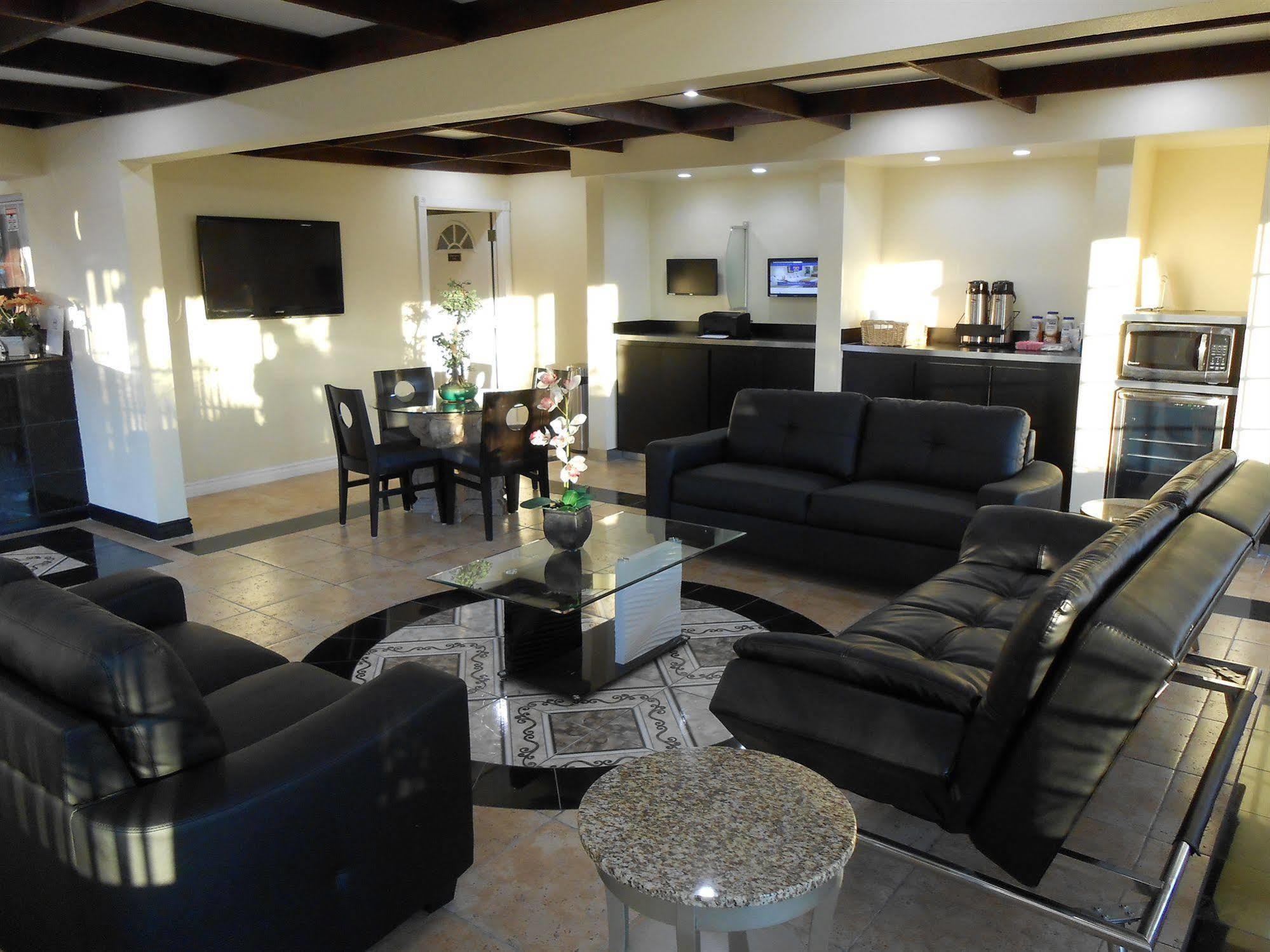 בואנה פארק Best Inn & Suites מראה חיצוני תמונה